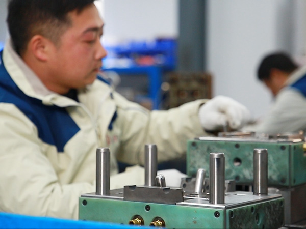 制造精密模具需要注意哪些方面？